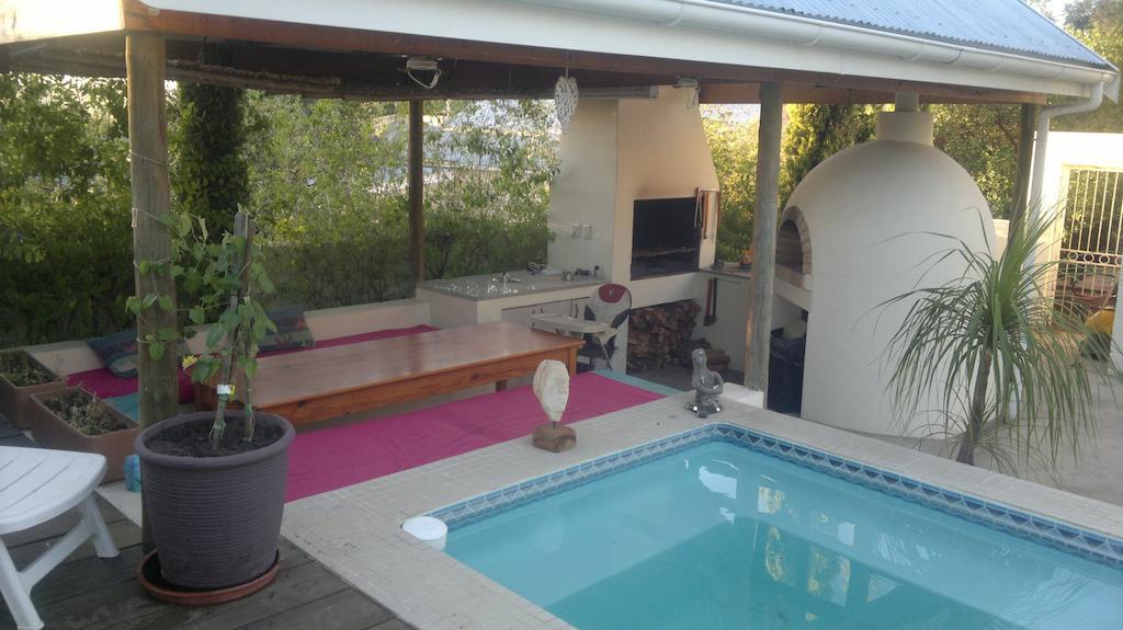 Oasis Shanti Backpackers Oudtshoorn Habitación foto