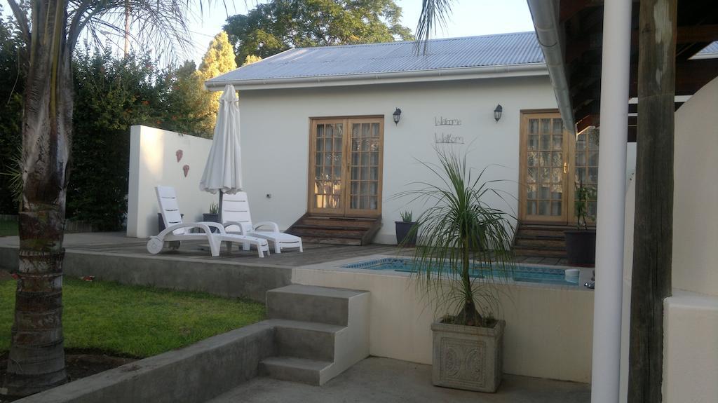 Oasis Shanti Backpackers Oudtshoorn Habitación foto