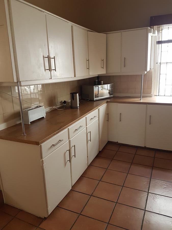 Oasis Shanti Backpackers Oudtshoorn Exterior foto